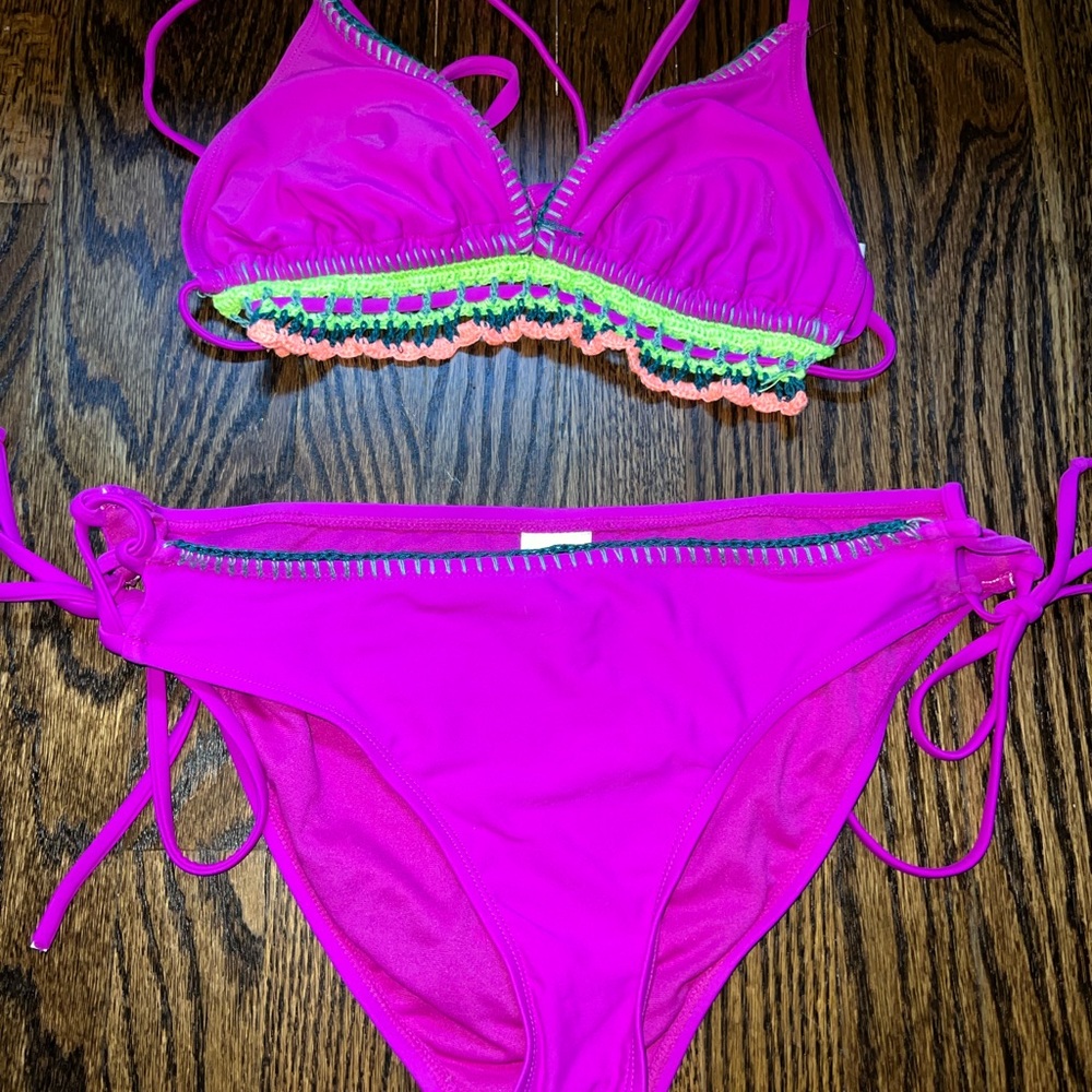 Target swimsuit bundle!! - Picture 5 of 10